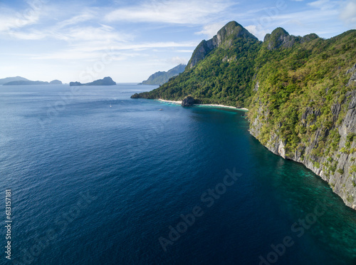 Seven Commandos Beach and Papaya Beach in El Nido, Palawan, Philippines. Tour A route and Place.
