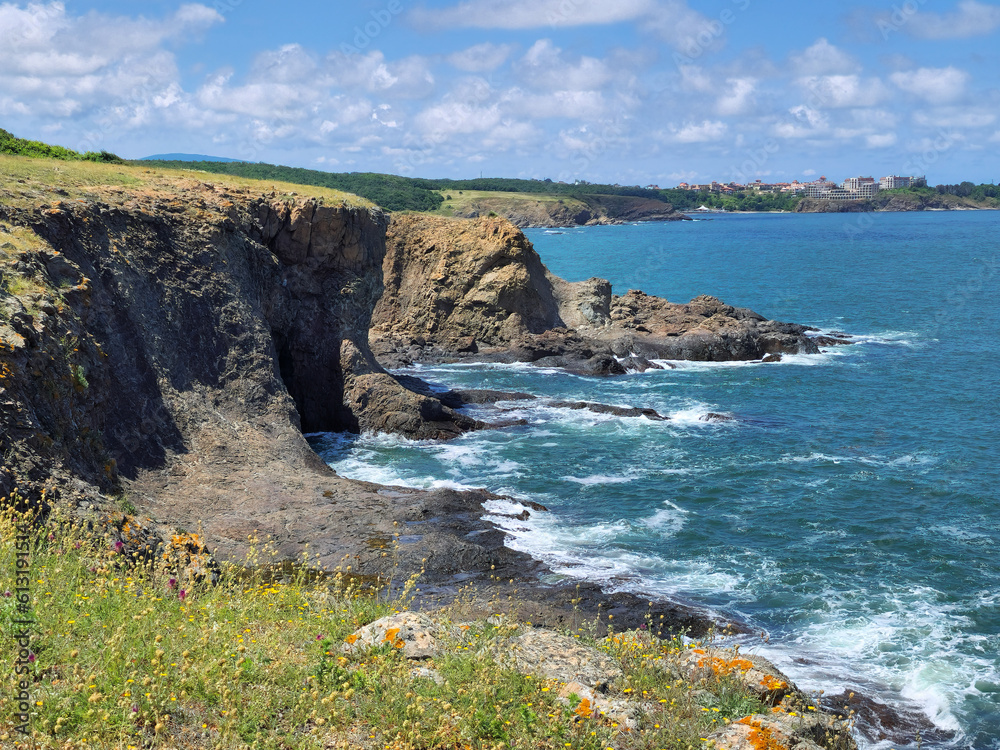 A fragment of the coast south of Sinemorets called Razdelenata Kanara