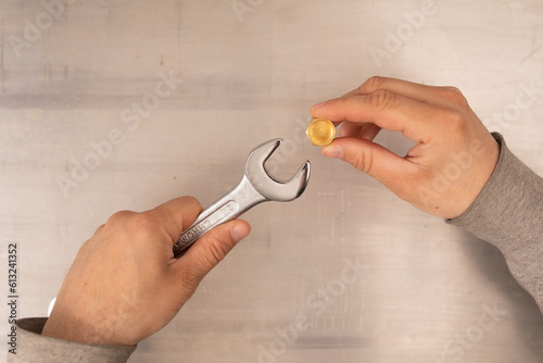 Cropped image of hand holdi...