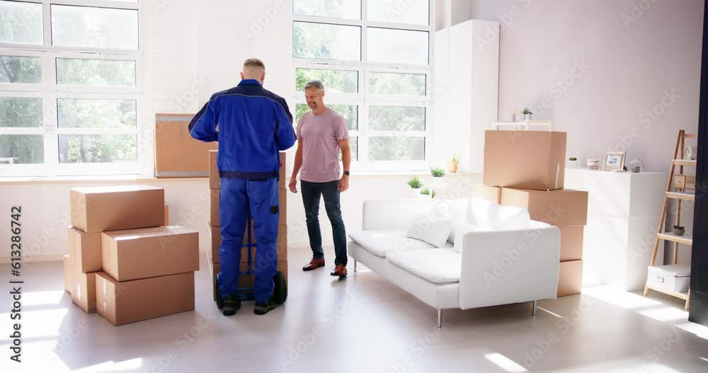 Customer And Working Mover Service Customer And Working Mover Service