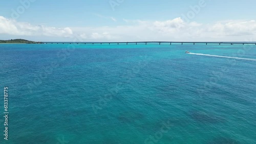 宮古島の海をドローンで空撮