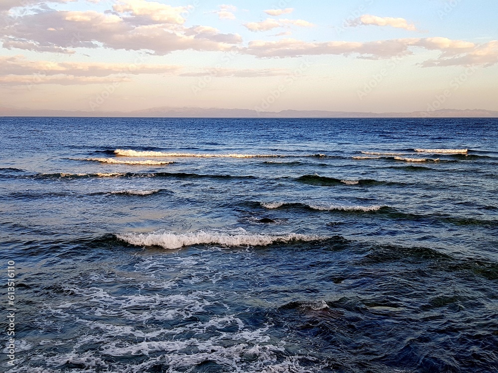 Obraz premium sunset over the sea