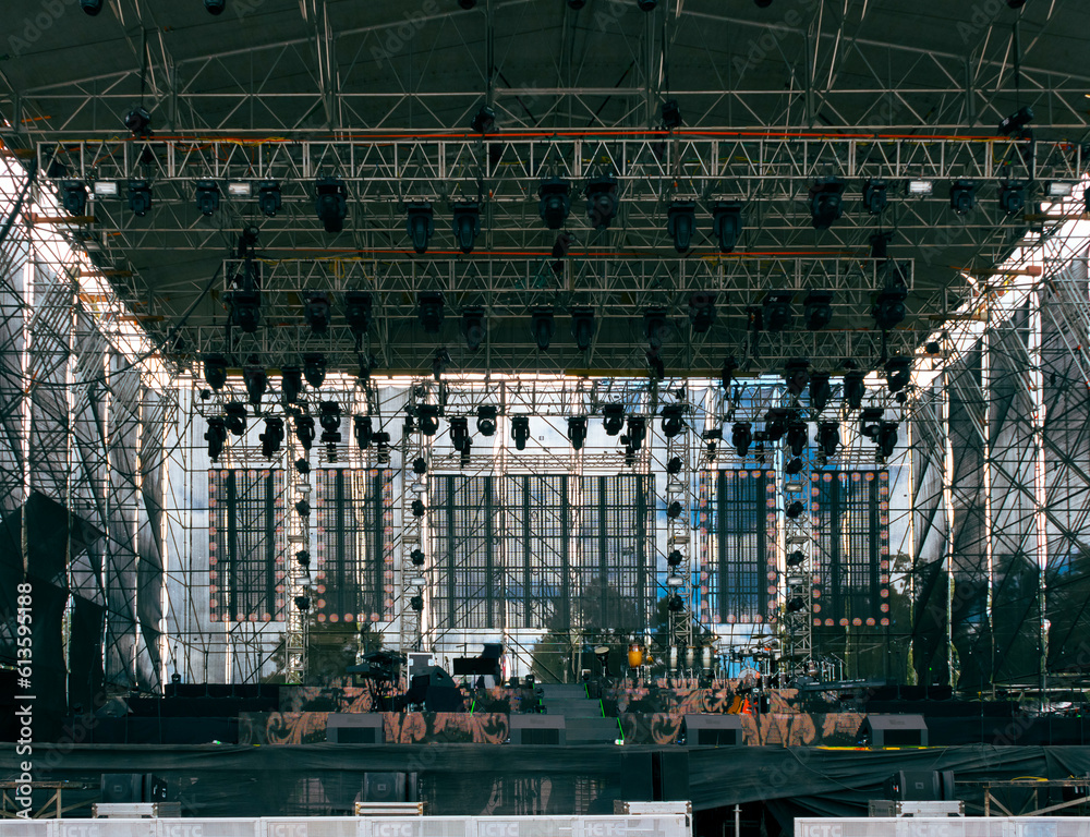 Stage with high technology in sound and lights, preparations for a great outdoor concert, metal structure and space for a rock band, space to enjoy shows and music in Latin America.
