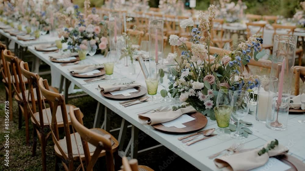 Wedding reception dinner decorations

