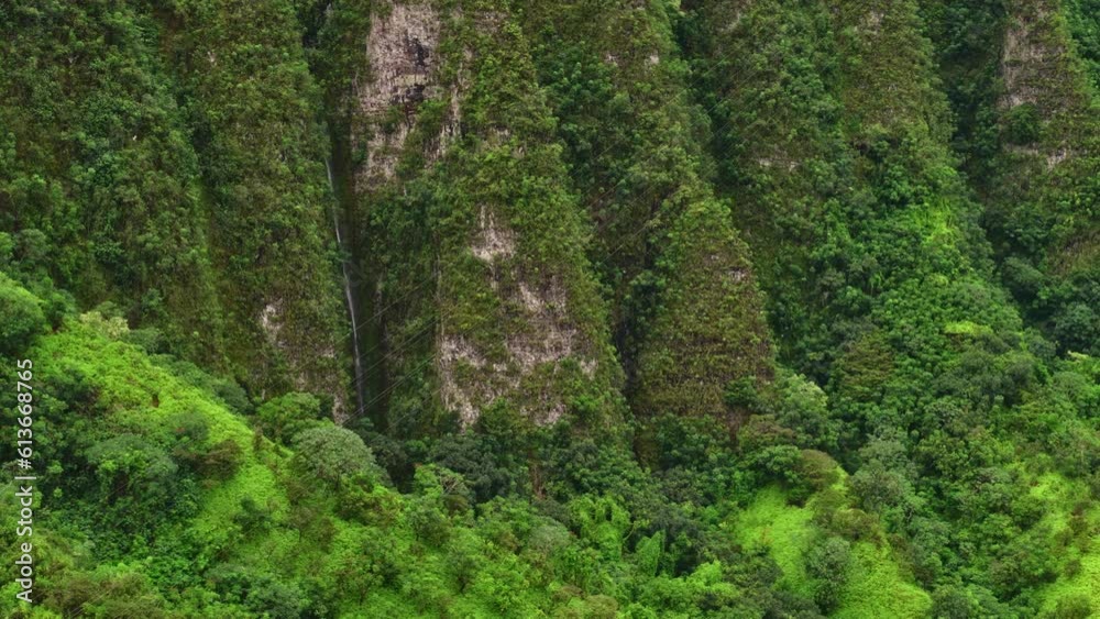 Iconic Hawaiian Mountain Iconic Hawaiian Mountain