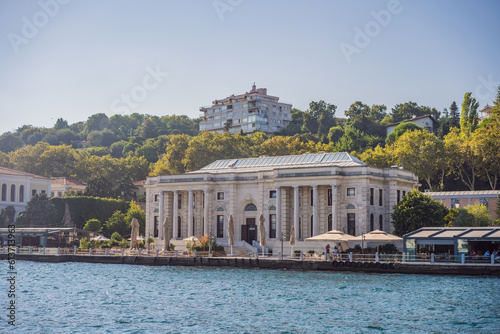 Εκτύπωση καμβά Kabatas High School Educational Foundation on the Bosphorus Strait, Istanbul in