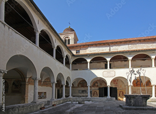 il chiostro del santuario dei Santi Vittore e Corona di Anzù, presso Feltre photo