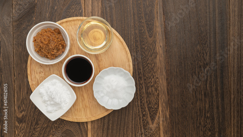 日本の基本の調味料・さしすせそ イメージ｜砂糖・塩・酢・醤油・味噌