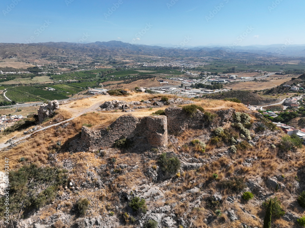 vista de los restos del antiguo castillo del municipio de Cártama en la provincia de Málaga, Andalucía