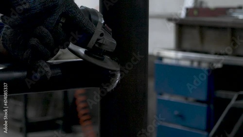 Wallpaper Mural This stock video shows the work of a metalworking professional with an angle grinder. This stock video will decorate your projects related to professions, metalworking, angle grinder. Torontodigital.ca