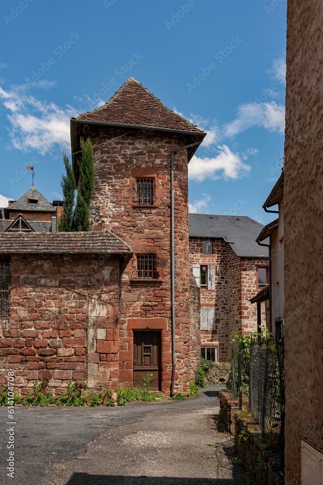 Haus in der Altstadt von Meyssac in Nouvelle-Aquitaine in Frankreich