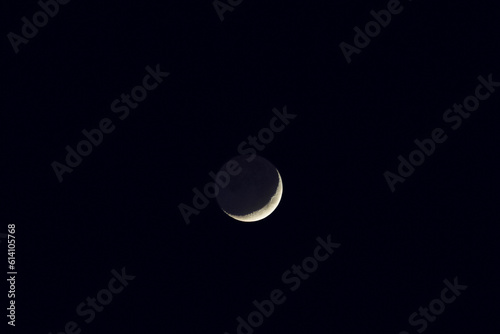 Moon on the black sky | Księżyc na czarnym niebie