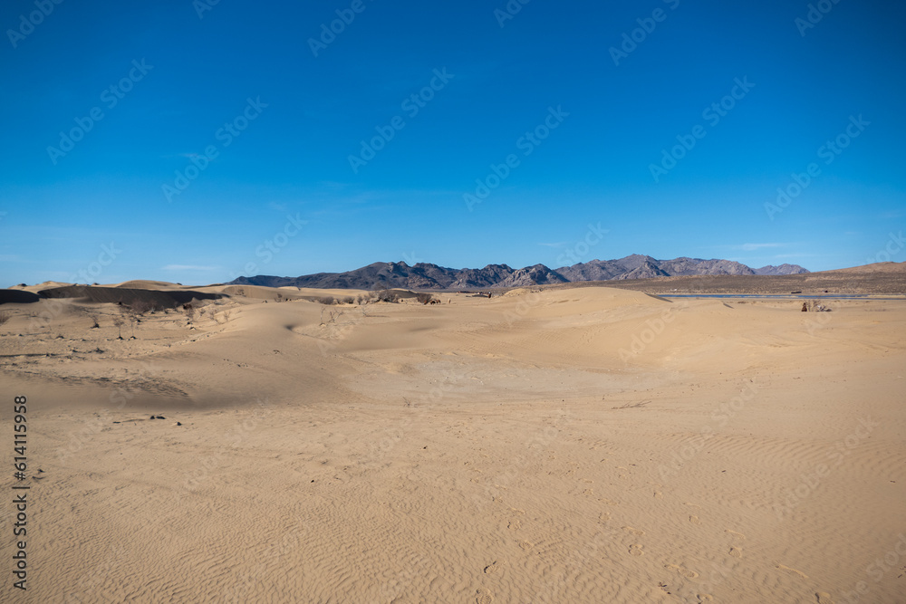 Elsen Tasarkhai or mini-Gobi is located 280km west of Ulaanbaatar in Mongolia, It is a sand dune that stretches 80km long, and 5km wide in Hugnu-Tarna National Park Elsen Tasarkhai or mini-Gobi is located 280km west of Ulaanbaatar in Mongolia, It is a sand dune that stretches 80km long, and 5km wide in Hugnu-Tarna National Park