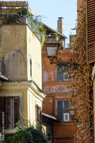 Immeubles anciens dans le quartier Transtevere à Rome