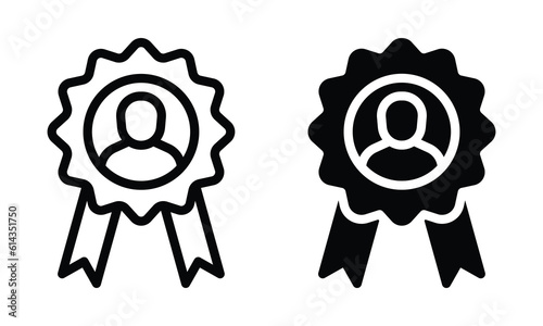 Reward icon with outline and glyph style.