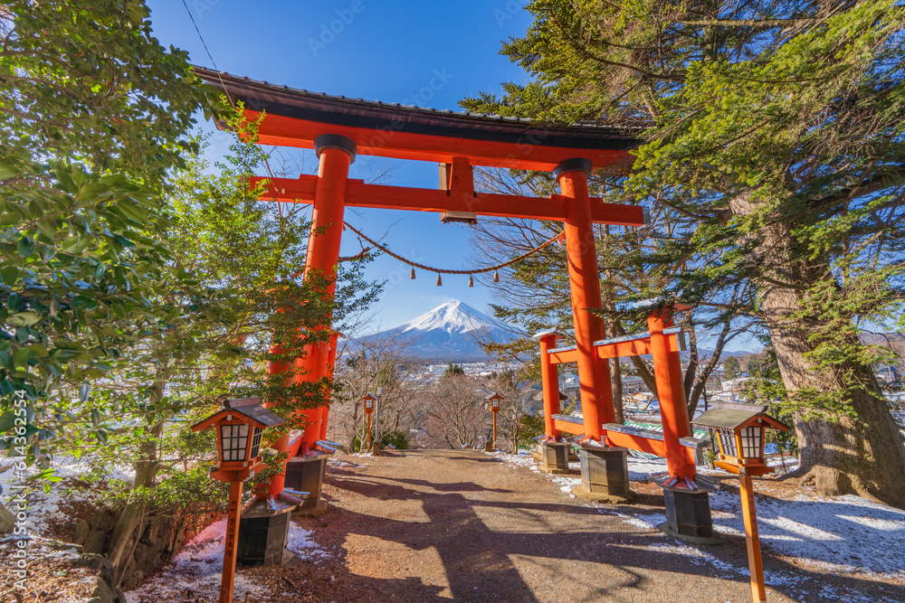 富士山と鳥居 富士山と鳥居