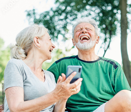 woman man outdoor senior couple happy lifestyle retirement together  love fun elderly active mobile smartphone communication phone sport active activity fitness outfit training healthy