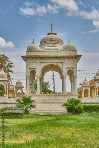 Gatore ki chhatriyan