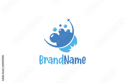 Creative logo design depicting a soap bubble splash and a star, designated to the cleaning industry.