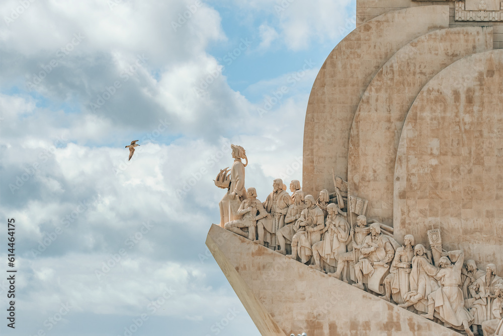 Obraz na płótnie Monument to the Discoveries in Lisbon, Portugal. w salonie