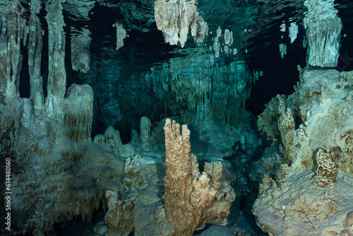 Fototapeta Naklejka Na Ścianę i Meble -  Cavern Reflections