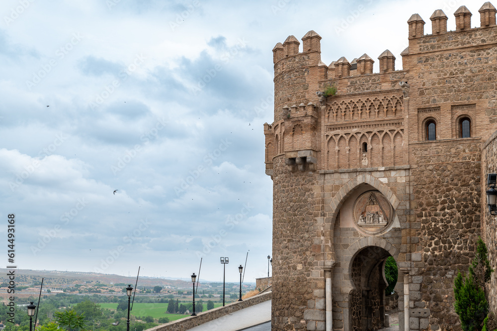 Fototapeta premium Puerta del Sol is a medieval gate (14th century) in the Spanish city of Toledo