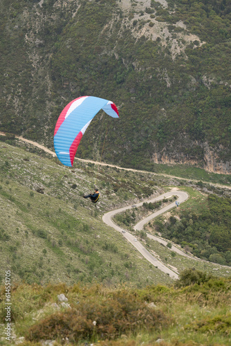 Gleitschirmfliegen in Albanien