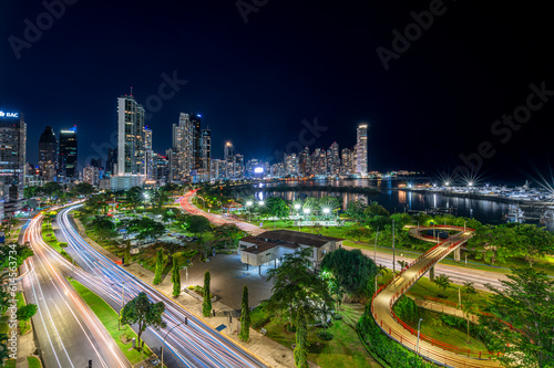 Panama City Skyline © JanMelf
