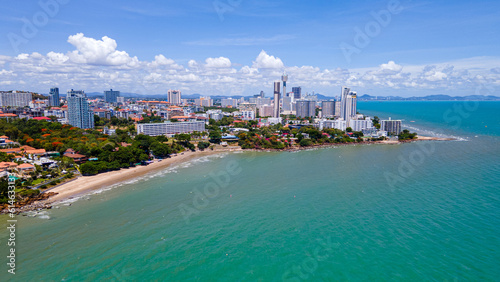 aerial high angle photo The beautiful city of Pattaya and the clear sky sea. Atmosphere to travel and relax, Chonburi, Thailand © A_visual
