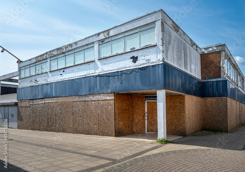 Fototapet Run down and boarded up shopping precinct prior to being rejuvenated in an English town centre