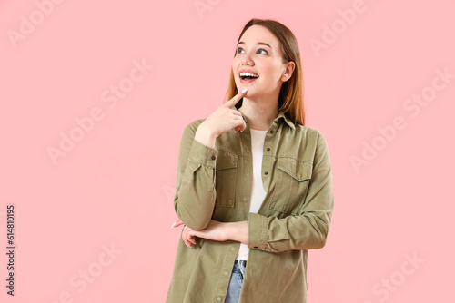 Thoughtful young woman on p...