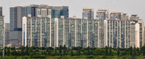 Canvas Print Apartments and Buildings along the Han River in Seoul