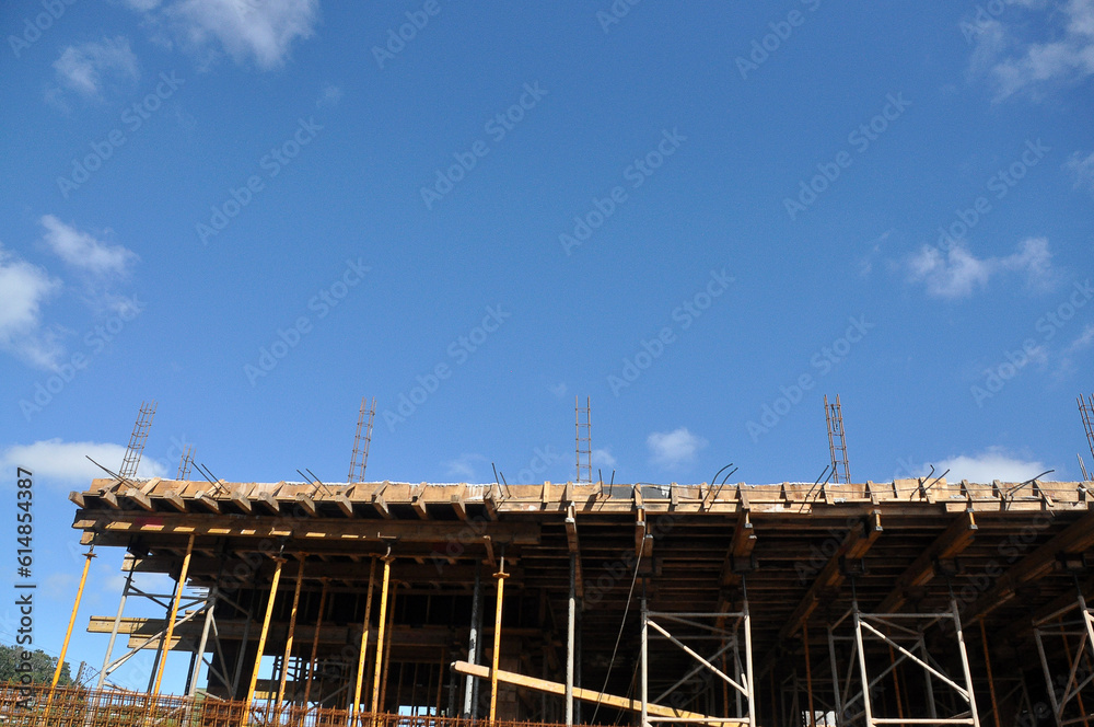 pilares e estrutura de construção em andamento de fundação pilares e estrutura de construção em andamento de fundação