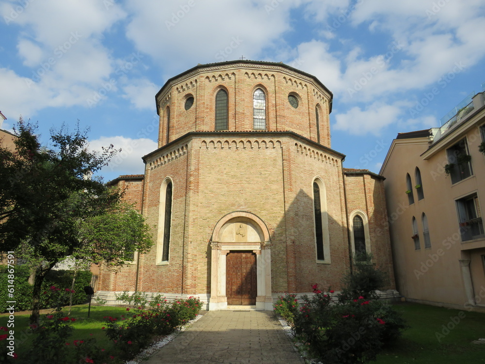 Fototapeta premium chiesa di Santa Chiara, Vicenza, Veneto, Italia