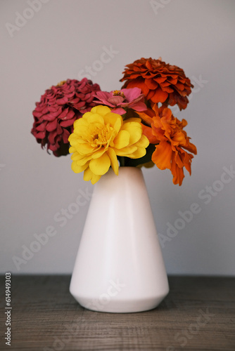 Wallpaper Mural bouquet of flowers in small vase Torontodigital.ca