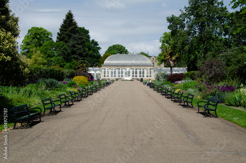 Botanical gardens pathway to Centre Dome