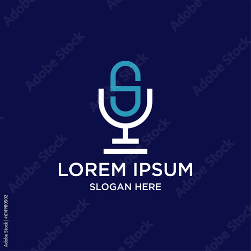 podcast with letter s logodesign © user26248602
