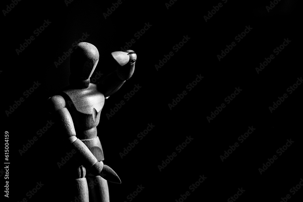 Mannequin en bois pour apprendre à dessiner le corps humain en position de mouvement Mannequin en bois pour apprendre à dessiner le corps humain en position de mouvement