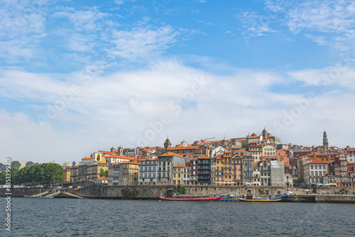 vue d'ensemble de la ville historique de Porto (Portugal) 