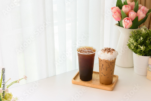 Obraz na płótnie Ice coffee w salonie