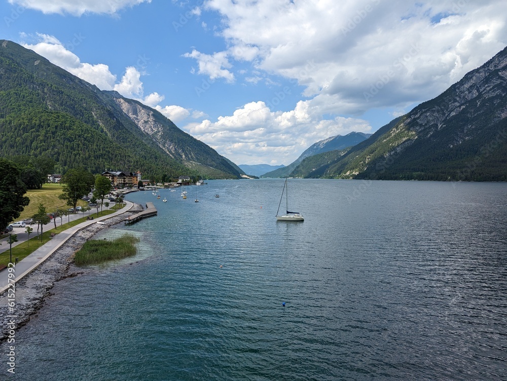 Obraz premium Schiff auf dem Achensee