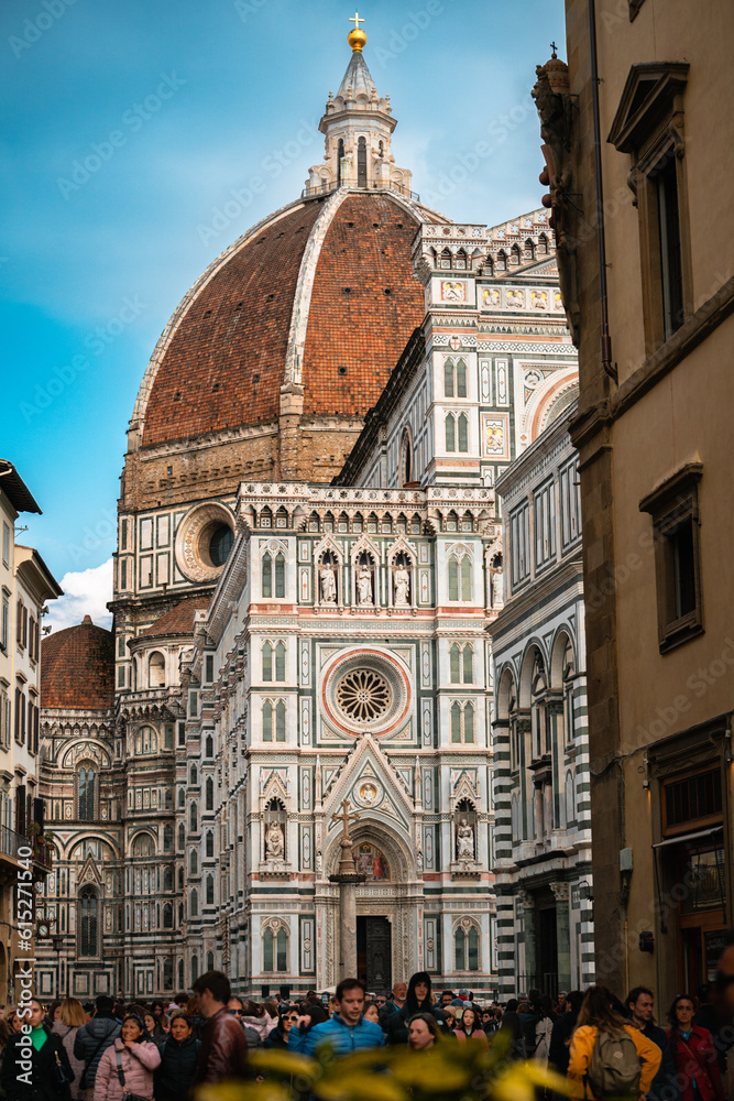 Il Duomo & Tourists, Florence Italy