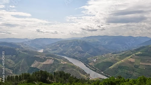 O Douro Visto do Miradouro de São Leonardo em Galafura