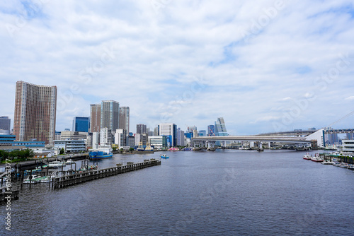 東京品川 運河のある風景