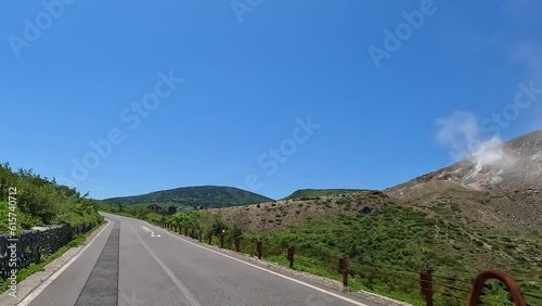 新緑が美しい磐梯吾妻スカイラインをドライブ