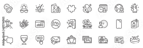 Icons pack as Copyright, Video conference and Thiamine vitamin line icons for app include Speech bubble, Clean bubbles, Bid offer outline thin icon web set. Working hours, Leadership. Vector