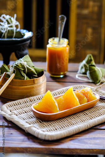 zongzhi, kicang in bamboo basket
 photo