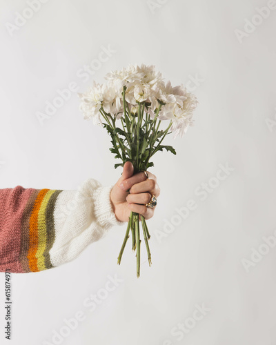 Nothing like remembering our grandmothers knitting sweaters, hats, scarves and all kinds of garments. Go back to childhood with a bit of warmth from a good wool. photo