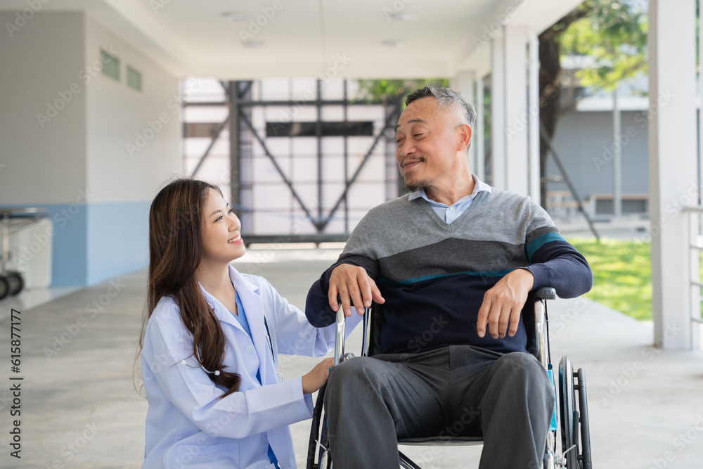 Fototapeta premium Female doctor consulting senior man at hospital. Medical staff explaining diagnosis to patient. Medicine and healthcare concept.