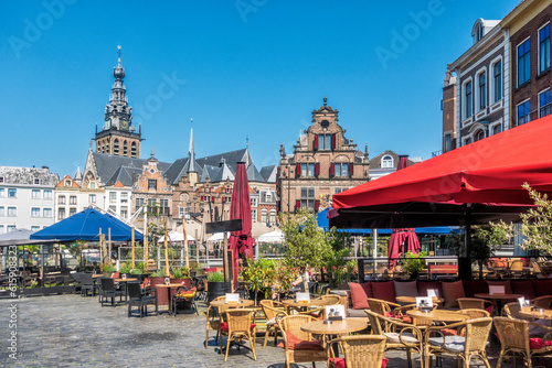 Fototapeta Naklejka Na Ścianę i Meble -  Im Stadtzentrum von Nijmegen 